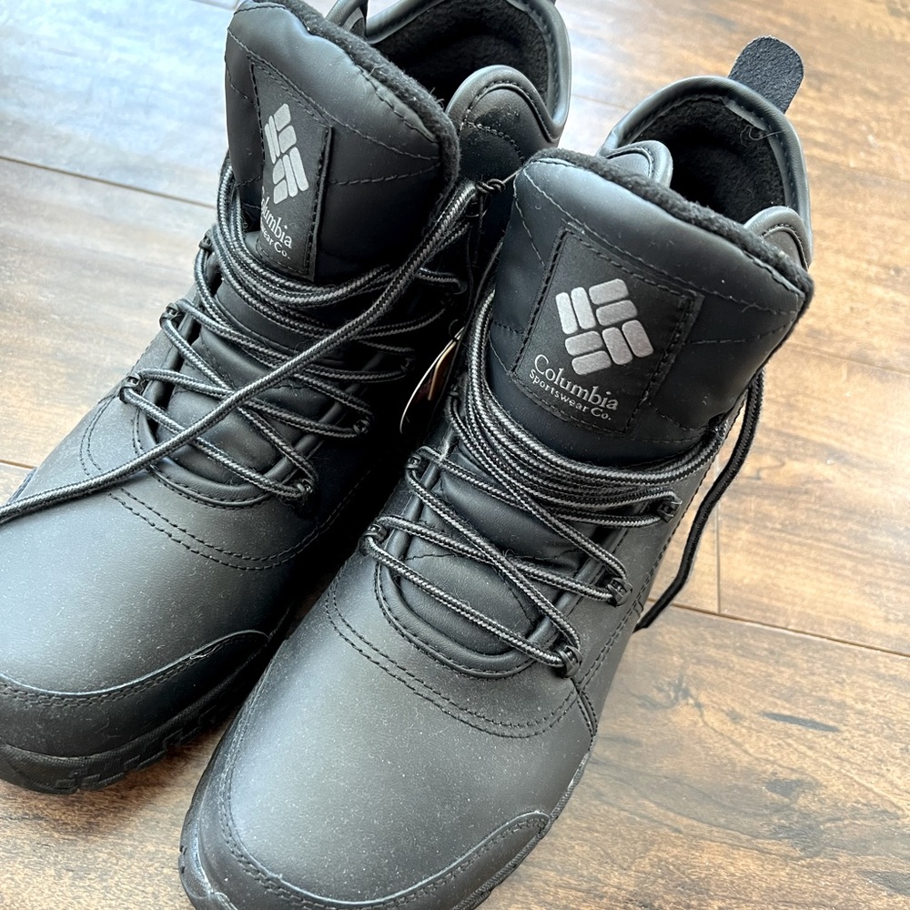 Columbia Men’s Boots